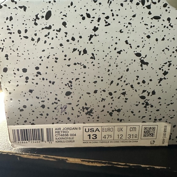 AIR JORDAN RETRO 5 RACER BLUE - Picture 2 of 6